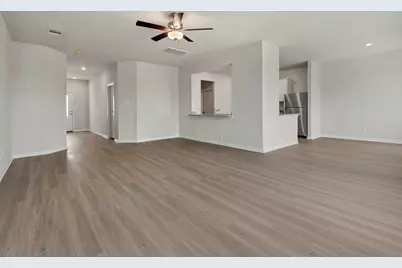 6436 Autumn Equinox Drive, Houston, TX 77048 - Photo 3