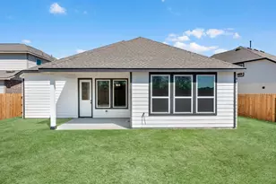 7803 Topaz Ridge Dr, Angleton, TX 77515 - Photo 19