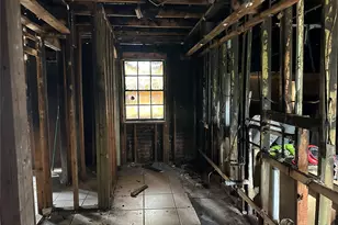 610 Linda Ln, Alvin, TX 77511 - Photo 7