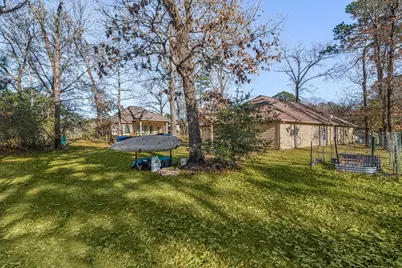 91 Hillsborough Drive, Huntsville, TX 77340 - Photo 45