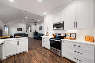 91 Hillsborough Dr, Huntsville, TX 77340 - Photo 19