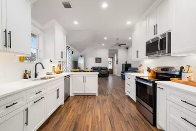 91 Hillsborough Drive, Huntsville, TX 77340 - Photo 23