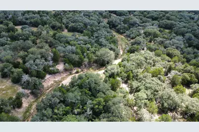 5796 County Road 122, Hallettsville, TX 77964 - Photo 3