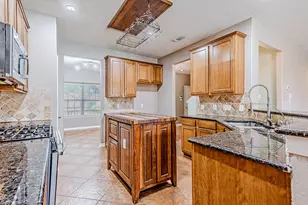7507 Trail Hollow, Missouri City, TX 77459 - Photo 13