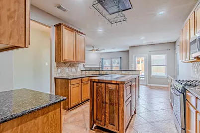 7507 Trail Hollow, Missouri City, TX 77459 - Photo 11