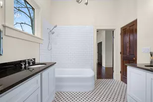 452 N Jackson St, La Grange, TX 78945 - Photo 25