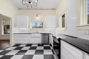 452 N Jackson St, La Grange, TX 78945 - Photo 15