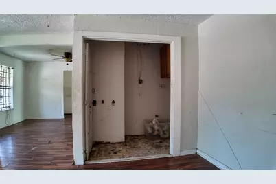 8522 Rinn Street, Houston, TX 77078 - Photo 7