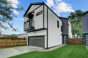115 E 44th St, Houston, TX 77018 - Photo 23
