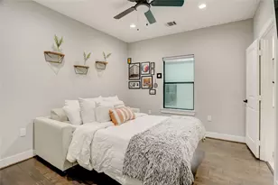 115 E 44th St, Houston, TX 77018 - Photo 17