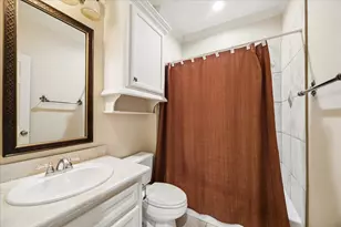 30 Turtle Cove Ct, Kingwood, TX 77346 - Photo 35