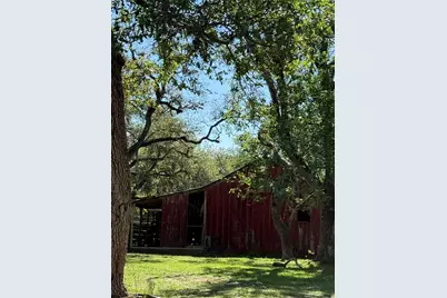 1222 Cr 2152, Rock Island, TX 77470 - Photo 13