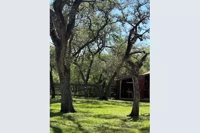 1222 Cr 2152, Rock Island, TX 77470 - Photo 11