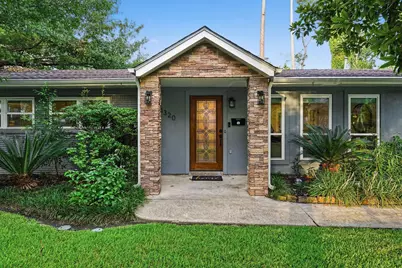 1320 Woodvine Drive, Houston, TX 77055 - Photo 3