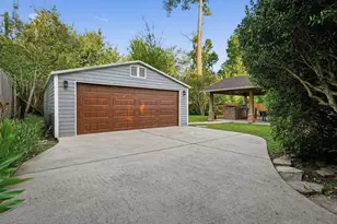 1320 Woodvine Dr, Houston, TX 77055 - Photo 39