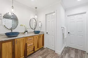 1320 Woodvine Dr, Houston, TX 77055 - Photo 29
