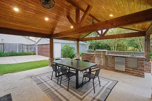 1320 Woodvine Dr, Houston, TX 77055 - Photo 5