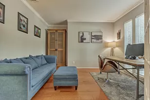14 Kenmare Ct, The Woodlands, TX 77382 - Photo 11