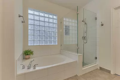 14 Kenmare Court, The Woodlands, TX 77382 - Photo 27