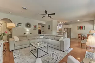14 Kenmare Ct, The Woodlands, TX 77382 - Photo 13