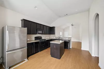 7534 Abbey Point Lane, Houston, TX 77049 - Photo 3
