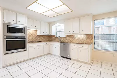 2306 Potomac Drive #B, Houston, TX 77057 - Photo 15