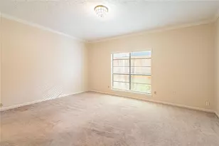 2306 Potomac Dr, Houston, TX 77057 - Photo 11