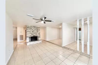 2218 Green Knoll Drive, Houston, TX 77067 - Photo 5