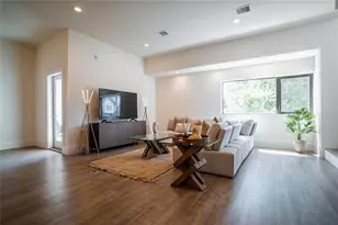 2212 Francis St, Houston, TX 77004 - Photo 3