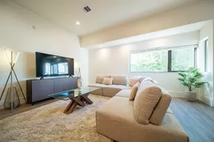 2212 Francis St, Houston, TX 77004 - Photo 11