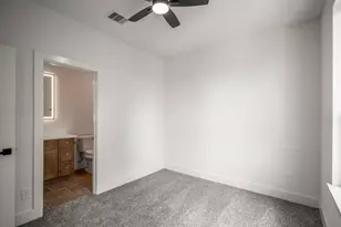 1224 E 23rd St, Houston, TX 77009 - Photo 23