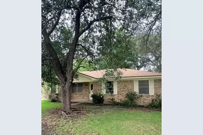 708 1st Street, Winnie, TX 77665 - Photo 3