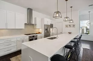 2007 Brun St, Houston, TX 77019 - Photo 9