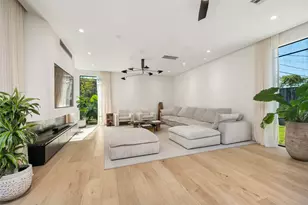 419 W 30th St, Houston, TX 77018 - Photo 17