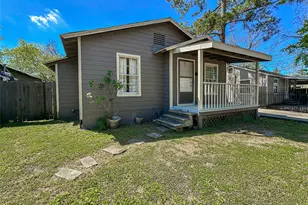 132 Grothe Ln, Houston, TX 77022 - Photo 7