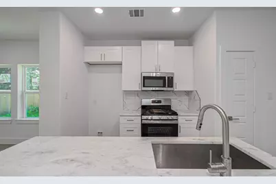 5011 Yellowstone Boulevard, Houston, TX 77021 - Photo 17