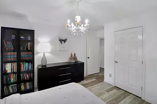5951 Yarwell Dr, Houston, TX 77096 - Photo 19