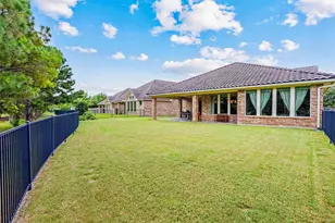 103 Lake View Loop, Fulshear, TX 77441 - Photo 33