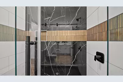 1504 W Blum Street #B, Alvin, TX 77511 - Photo 13