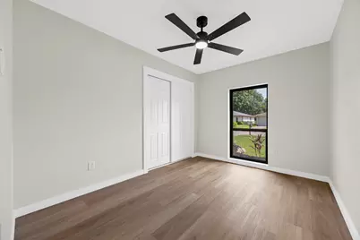 16910 David Glen Drive, Friendswood, TX 77546 - Photo 11