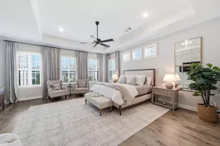 933 Blackshire Ln, Houston, TX 77055 - Photo 5
