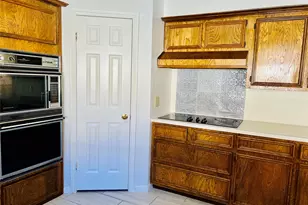 14734 Charlmont Dr, Houston, TX 77083 - Photo 11