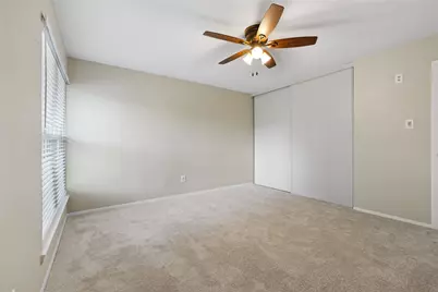 2103 Lake Village Drive, Houston, TX 77339 - Photo 23