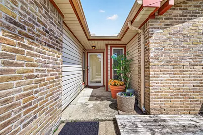 1430 Ashwood Drive, Sugar Land, TX 77498 - Photo 11
