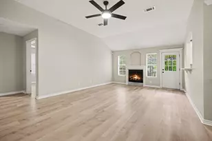 4104-1/2 20th St N, Texas City, TX 77590 - Photo 5