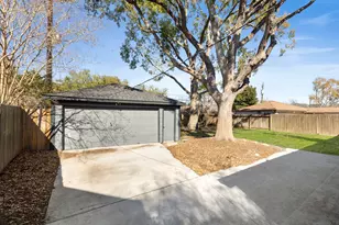 5934 Dumfries Dr, Houston, TX 77096 - Photo 41