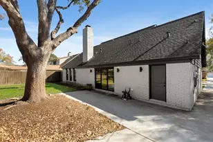 5934 Dumfries Dr, Houston, TX 77096 - Photo 41