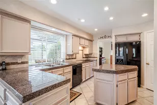 2748 Masters Dr, League City, TX 77573 - Photo 19