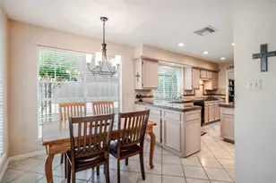 2748 Masters Dr, League City, TX 77573 - Photo 15