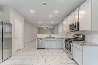 25706 Boxwood Hedge Lane, Tomball, TX 77375 - Photo 17